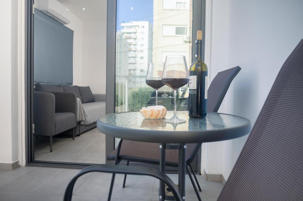 Lovely 2 Bed Apartment In Larnaca City Centre Εξωτερικό φωτογραφία